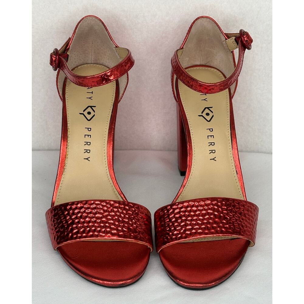 Katy Perry The Liz Red Hammered Emboss Shiny Ankle Strap Sandals 7M - Picture 4 of 8